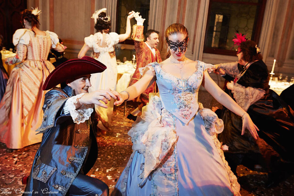 Ballo Minuetto 1800 Venedig. fotoMG-cAmbraVernuccio