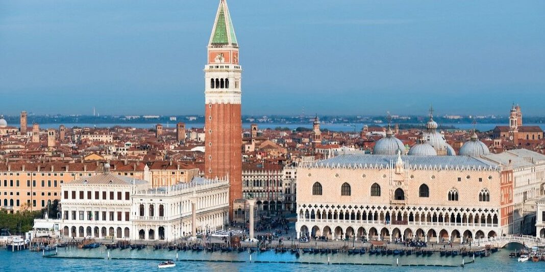 Venedig, Markusplatz vom Markusbecken aus